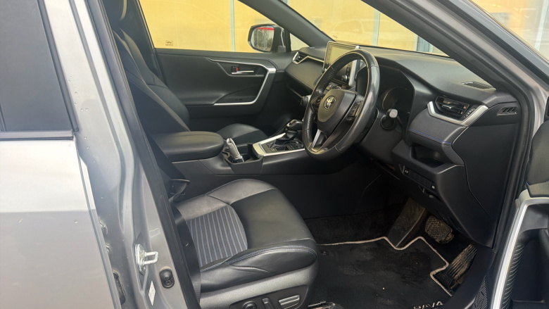 Toyota RAV4 2.5 VVT-i Hybrid Dynamic 5dr CVT 2WD Hybrid Estate